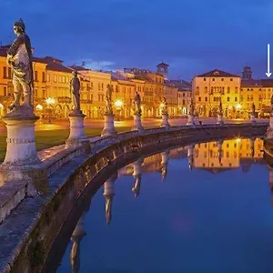 Palazzo Carpediem-prato Della Valle Padua